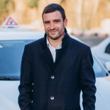 Инструтор категории «В» Воеводин Руслан Азадович